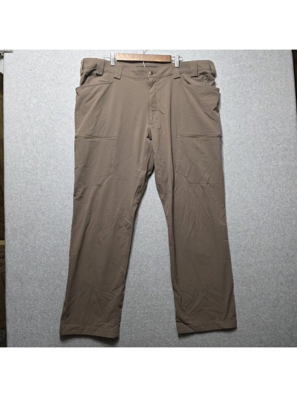 Duluth Trading Co Flexpedition Pants Mens 44x34 Brown Relaxed Fit Cargo Stretch
